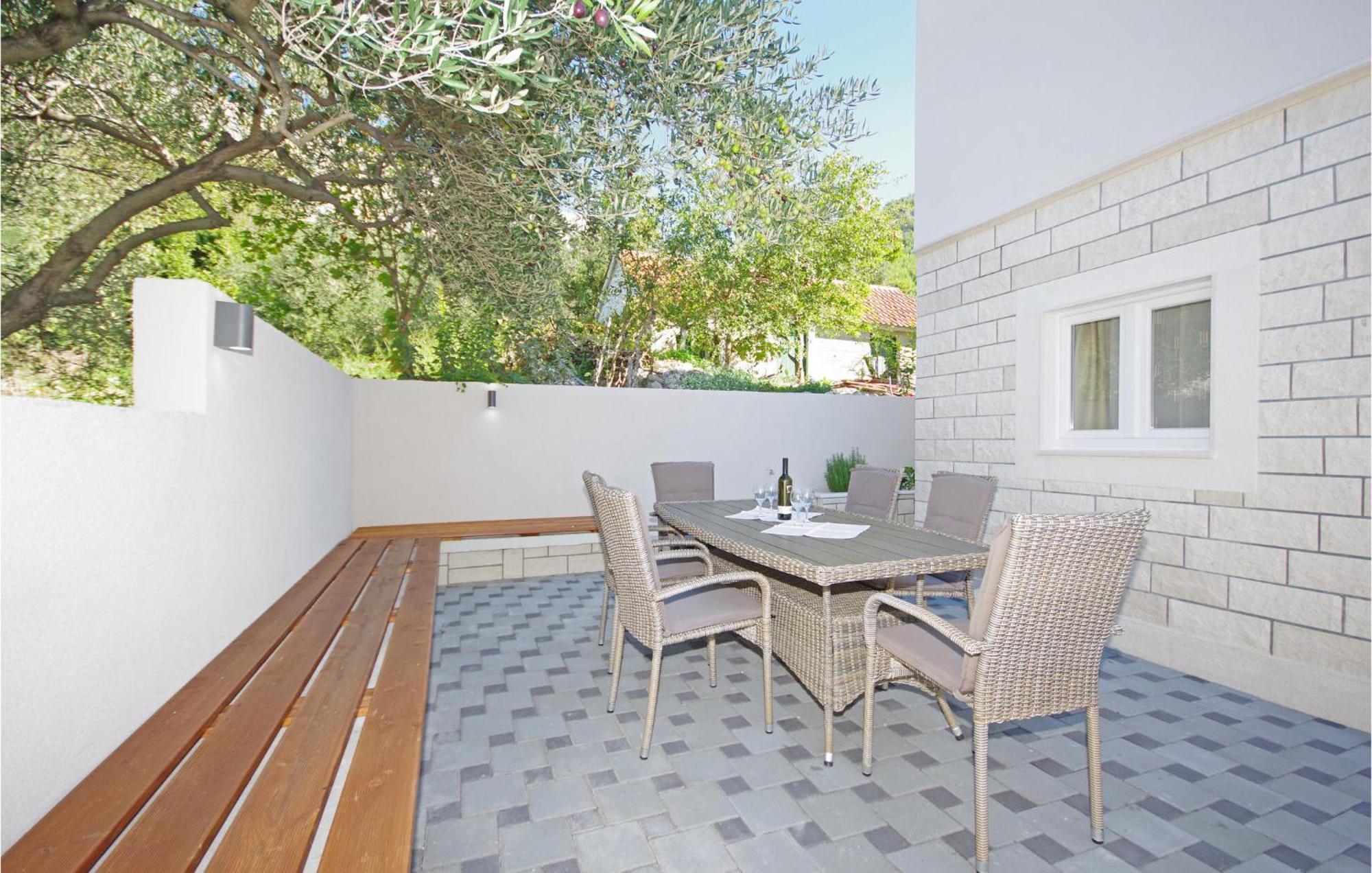 Awesome Home In Drvenik With Wifi エクステリア 写真
